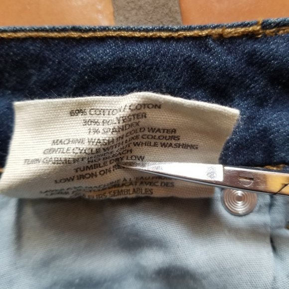 Bluenotes Paris NWOT Lightweight  Medium with Light Wash Jean - Picture 3 of 11